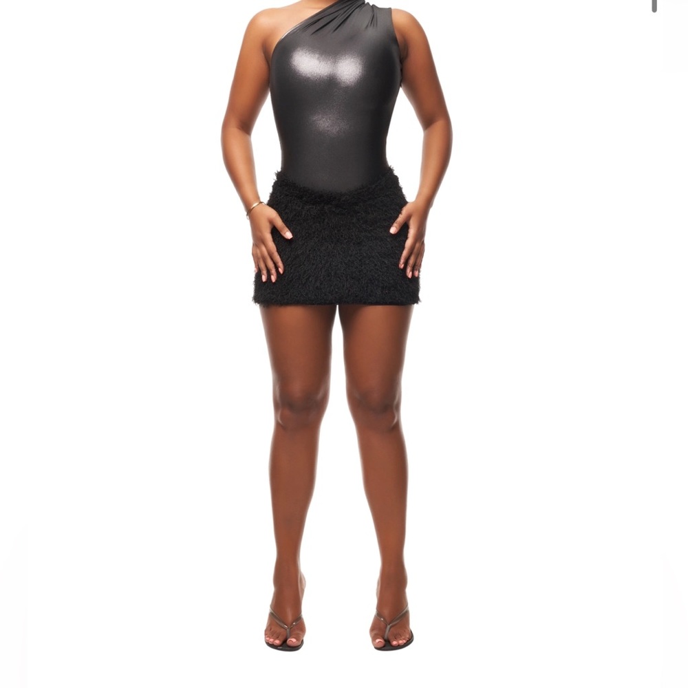 Coucoo black skirt and bodysuit set